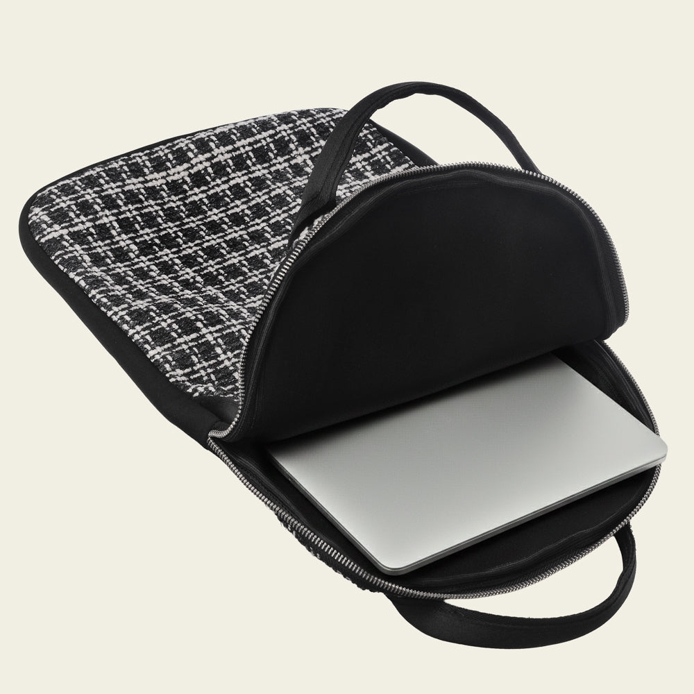 Case Notebook Tressê Prateada Sem Bolso
