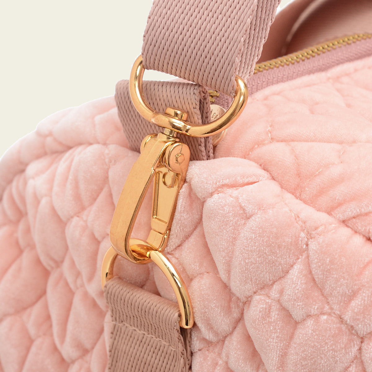 Kit Bolsa com Necessaires de Veludo Coração Matelado Rosa