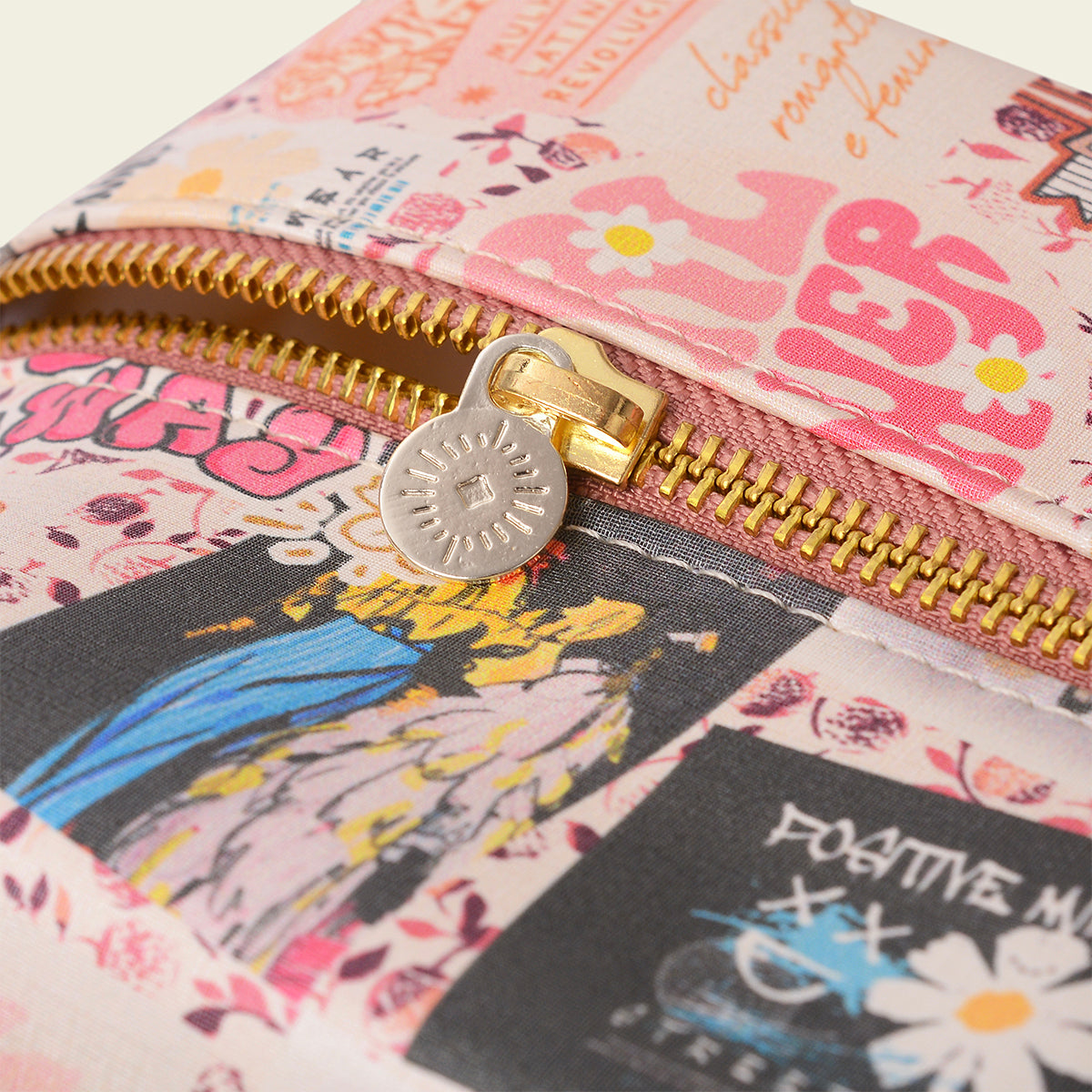 Necessaire em couro sintético – dia da mulher